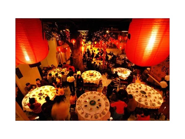 天金岡年夜飯習俗大訪查：大年三十兒，你的家鄉年夜飯都吃啥？