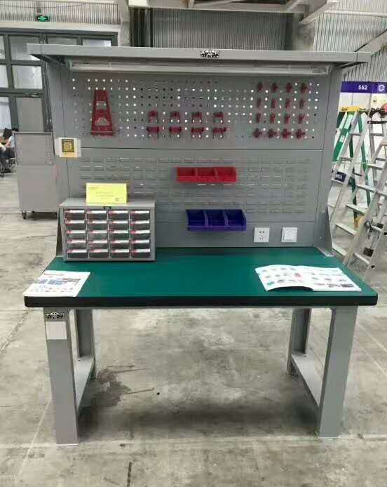鉗工工作桌