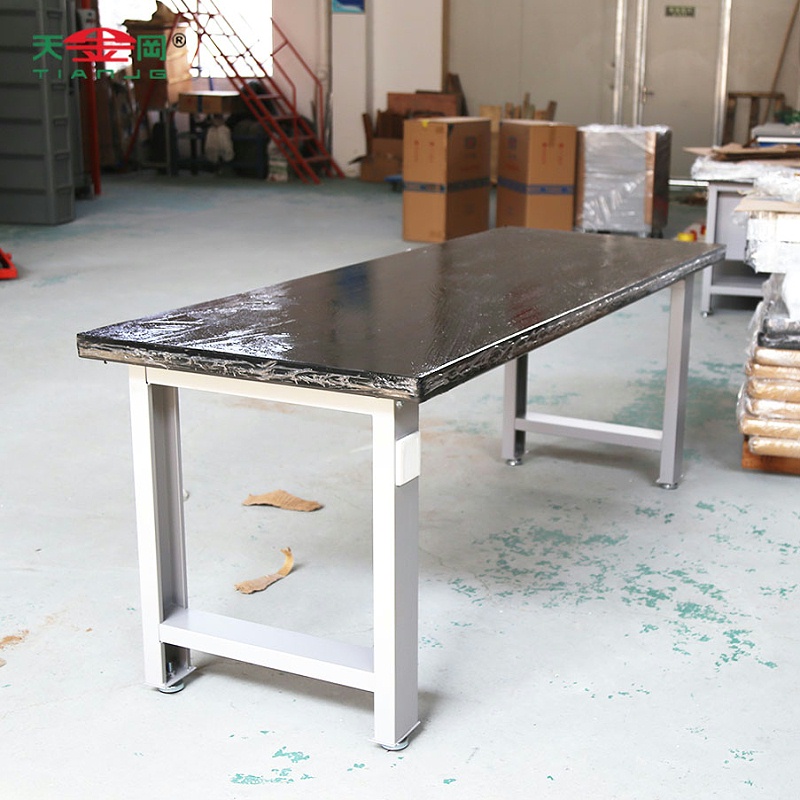 不銹鋼工作臺(tái)