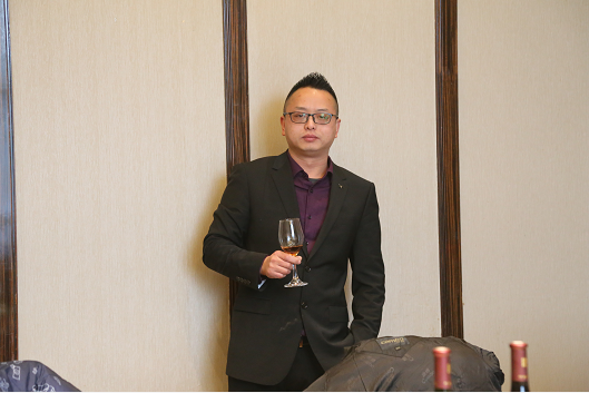 昆山天金岡總經(jīng)理常金標(biāo)先生當(dāng)選牛商匯昆山分會副會長