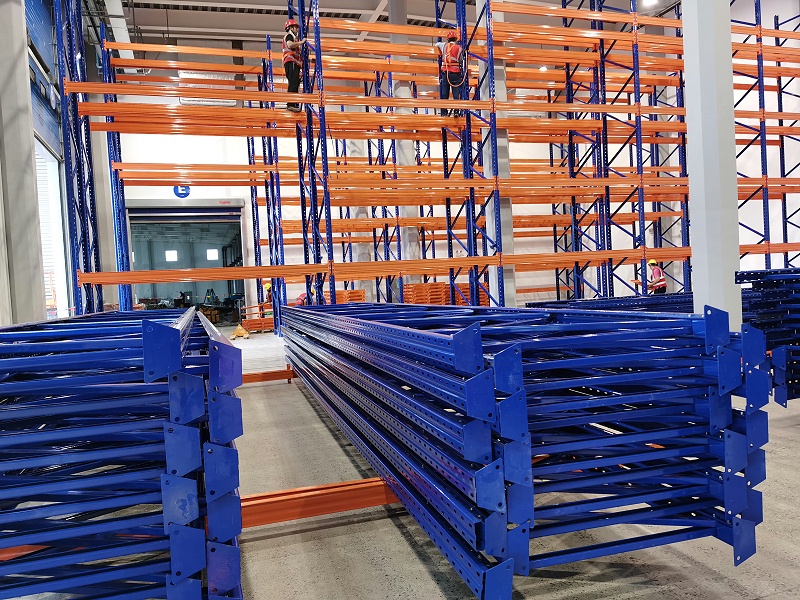 懸臂式倉儲貨架廠家