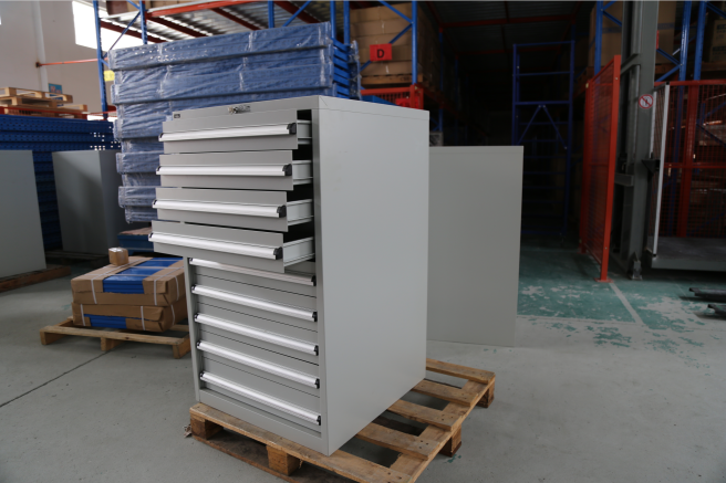 不銹鋼工具柜多少錢一個(gè)