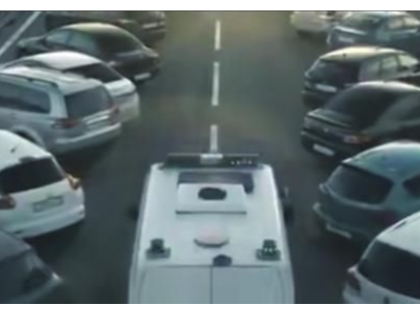 刷爆朋友圈的“45度讓路法”，讓出生命線，把愛傳播！